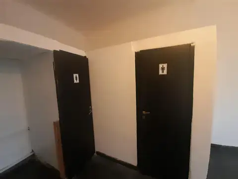 Local en Venta en Plaza Mitre, USD 70.000