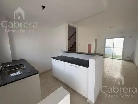 Depto Tipo Casa en Venta con 1 cocheras