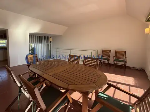 Depto Tipo Casa en Venta en Centro, USD 124.000