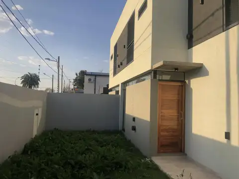 Casa en Alquiler A Estrenar