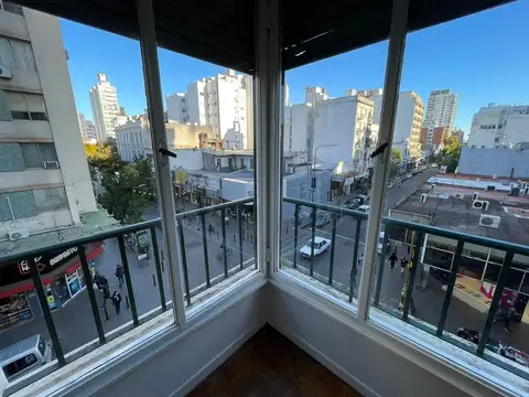 49 Esquina 8