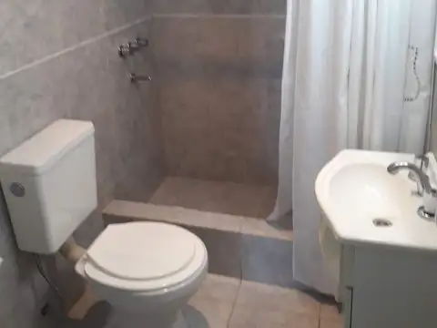 Departamento en Alquiler en Moron, $ 380.000