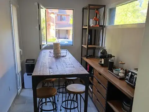 Venta de Casa con 5 dormitorios y pileta en La Caballeriza, Pilar