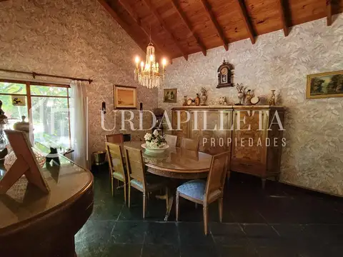 Casa 6 ambientes con 3 baños