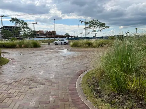 Terreno en Venta, 516.8m2, en Barrio Araucarias, Puertos del Lago, Escobar, GBA Norte