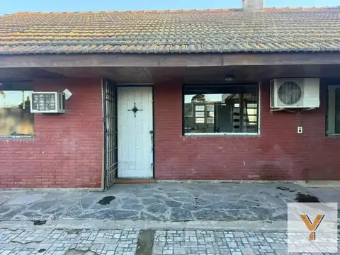 Casa en Venta - 2 Dormitorios 2 Baños - 330mts - Mar Del Plata