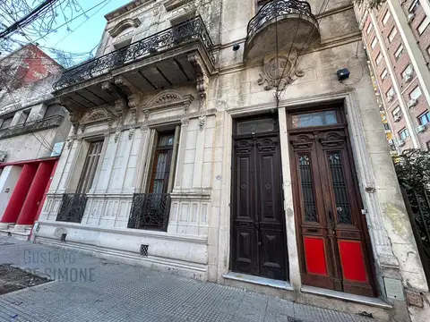 VENTA PH EN PARQUE PATRICIO - CON PARRILLA