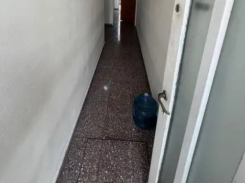 Depto Tipo Casa en Venta en Los Hornos, USD 40.000