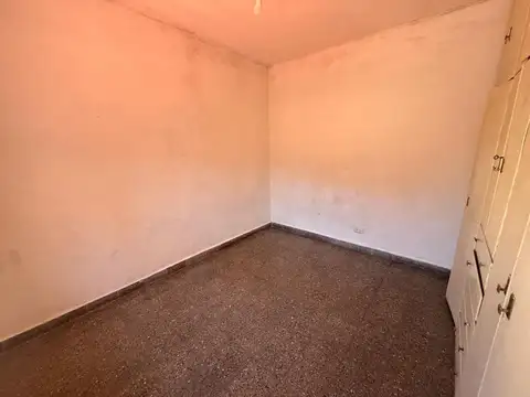 Depto Tipo Casa en Venta 40 años