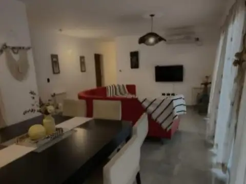 Departamento en Venta en Villa Dominguez, USD 260.000
