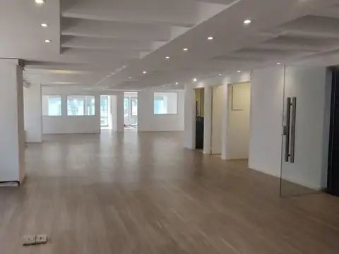 Oficina en Venta en Centro, USD 450.000