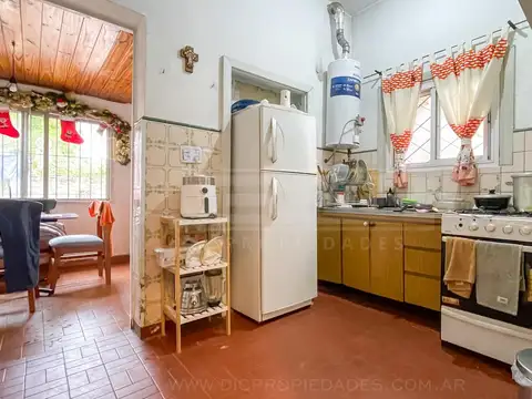 Casa 3 ambientes con 1 baño