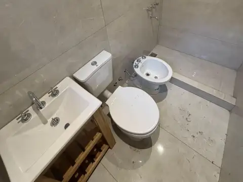 Depto Tipo Casa en Venta de 3 ambientes
