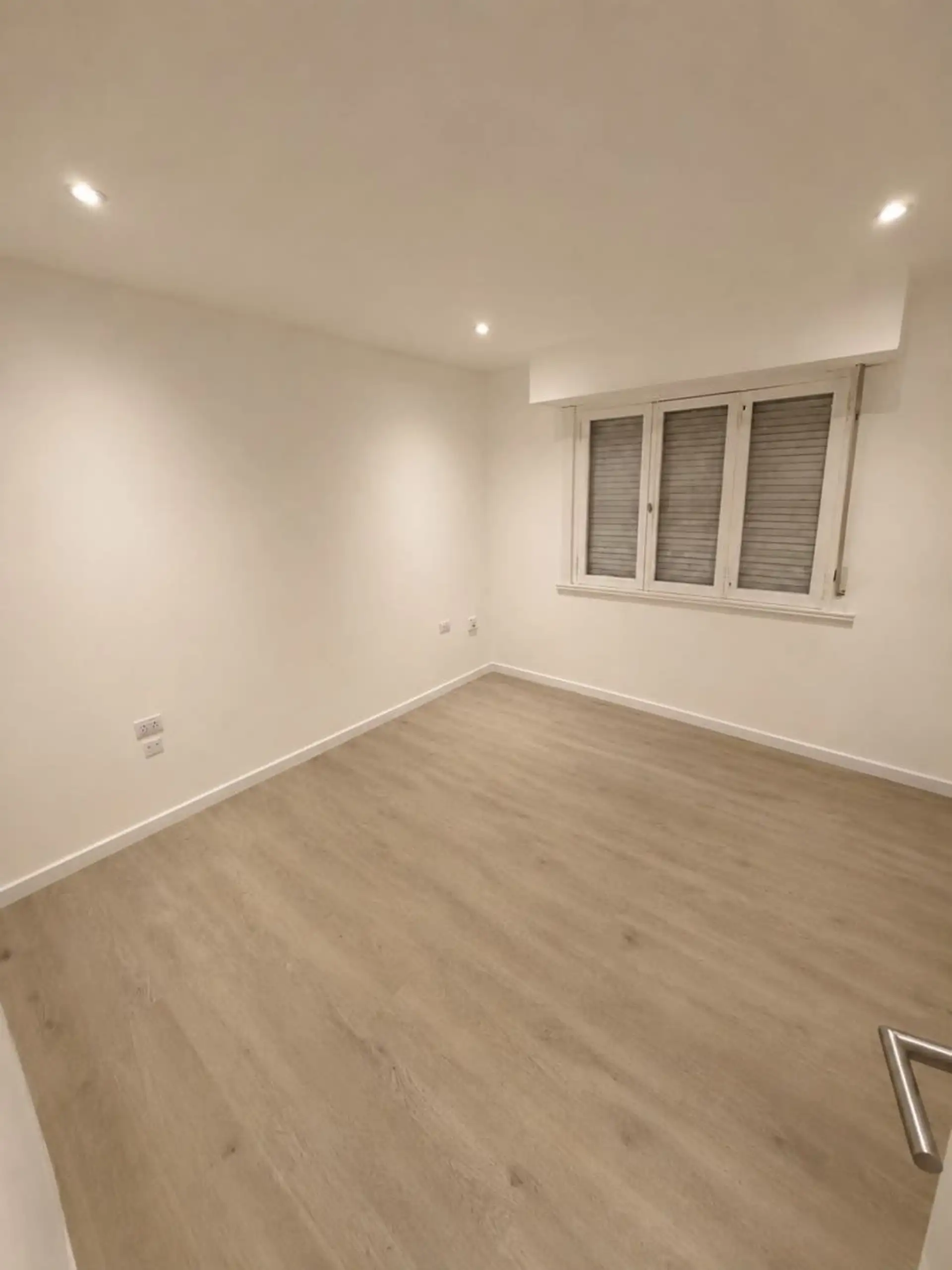 Chalet PH de 3 ambientes reciclado con garaje, patio y suite en Chauvin