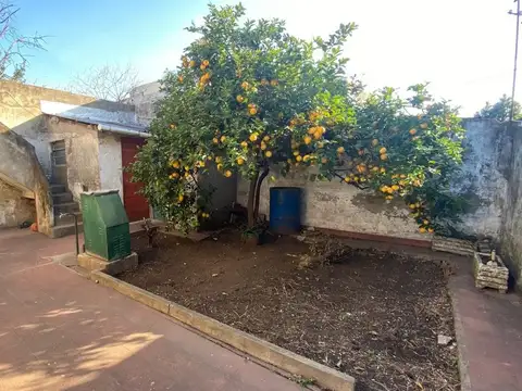 Depto Tipo Casa en Venta en Isidro Casanova, USD 47.000