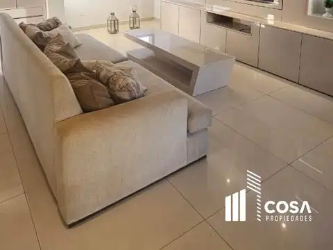 Casa en Venta al Oeste