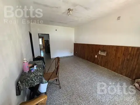 Casa en Venta en Bernal Oeste, USD 75.900