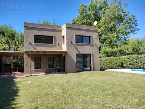Venta. Casa 3 Ambientes. Sobre Asfalto. Apto Crédito Hipotecario. Parque Sakura