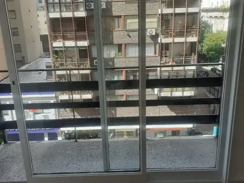 EXCELENTE 2 AMBIENTES CON BALCON