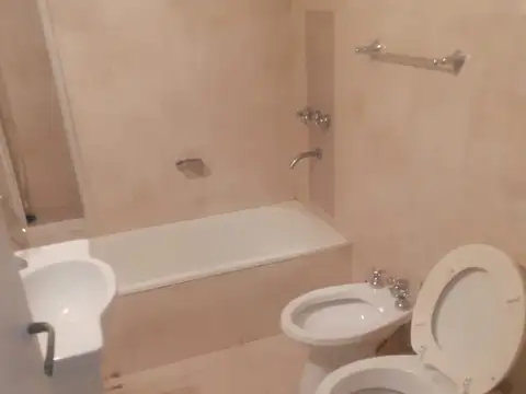 Departamento en Alquiler en Barrio Norte, $ 650.000