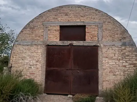 VENTA DE FINCA.  KILOMETRO 49. LUJAN DE CUYO
