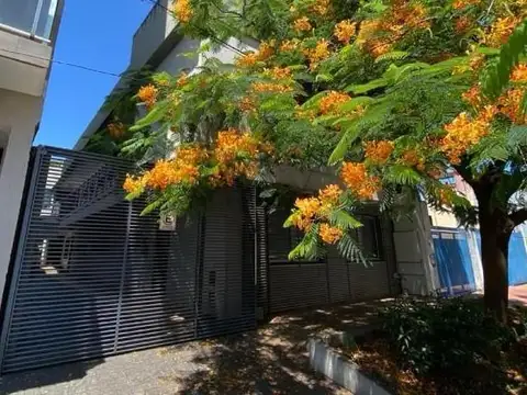 Departamento sobre calle Coronel Álvarez al 2600