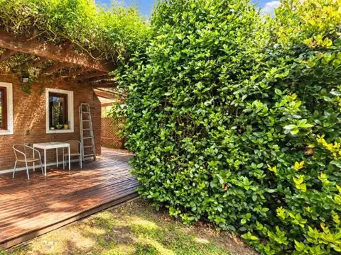 VENTA CASA BARRIO EL CARMEN EXCELENTE TERRENO