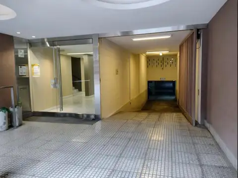 Avenida Regimiento De Patricios 300