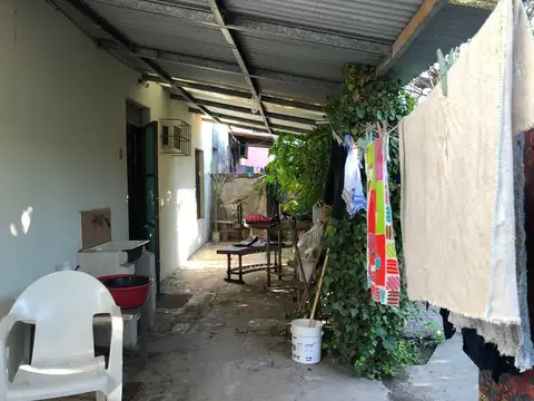 VIVIENDA 2 DORMITORIOS A REFACCIONAR