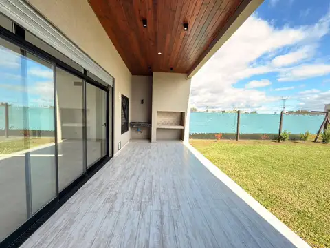 Casa en Venta en Alvear, USD 148.000