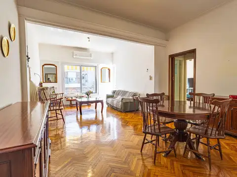 Departamento 4 ambientes con 2 baños