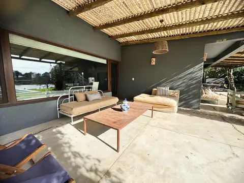 Casa en Tigre, Santa María de Tigre, 5 ambientes, al río