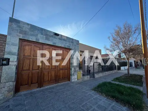 Casa en Venta en Cipolletti, USD 200.000