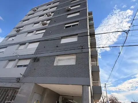 Departamento 5 ambientes con 2 baños