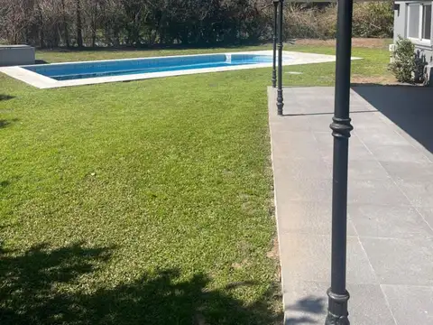 Casa en Alquiler en Ayres De Pilar, USD 2.700