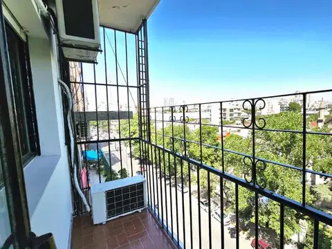 VENTA 4 AMB + BALCONES + DEPENDENCIA CABALLITO