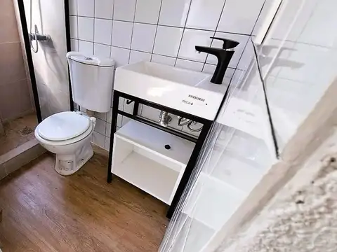 Oficina en Alquiler en Parque Chacabuco, $ 400.000
