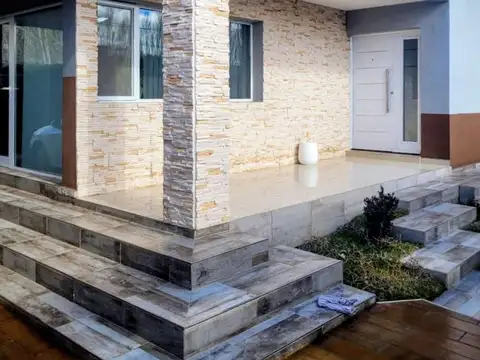 Venta de casa  en Plottier