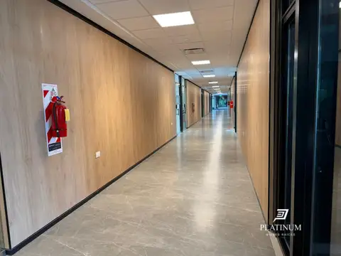 Oficina en Venta con 1 cochera