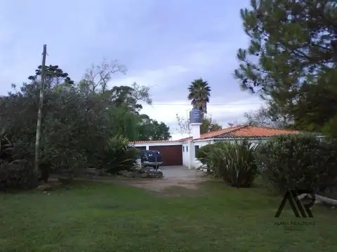 Av Luis Alberto de Herrera 100