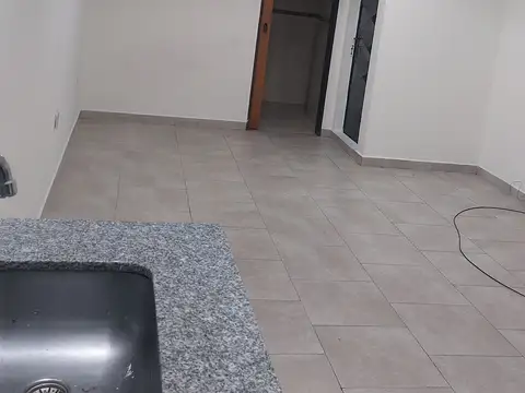 Presidente Domingo Faustino Sarmiento 400, Piso PB