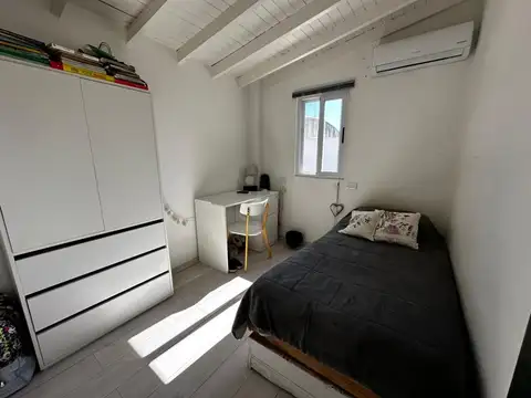 VENTA PH 4 ambientes VILLA MAIPU, CON PARRILLA CUBIERTA Y QUINCHO TECHADO , sin expensas  PERMUTA !