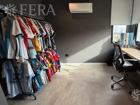 Casa 5 ambientes con 4 baños