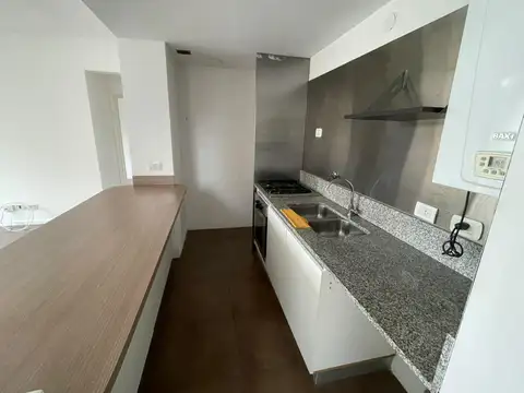Departamento c/cochera, edif.c/pileta  en excelente ubicacion