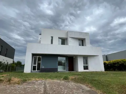 Casa en Haras Santa Maria