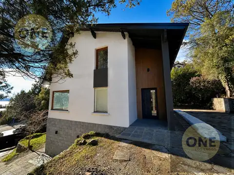 Casa con vista al lago en venta en B° Las Vertientes