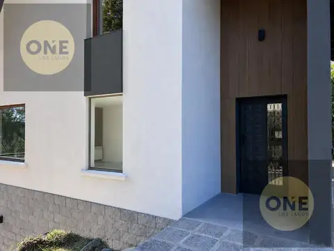 Casa 5 ambientes con 3 baños