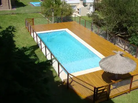 Hotel en Venta en Valeria Del Mar, USD 1.300.000