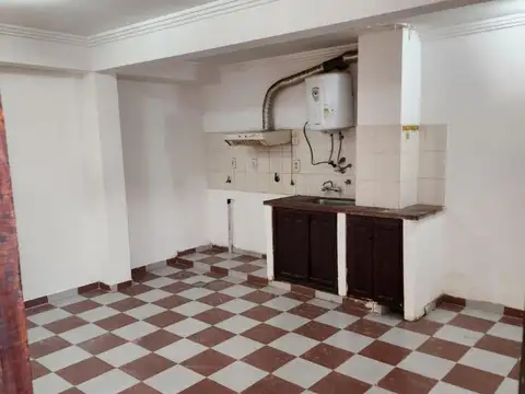 Juan B Justo 500, Piso 1