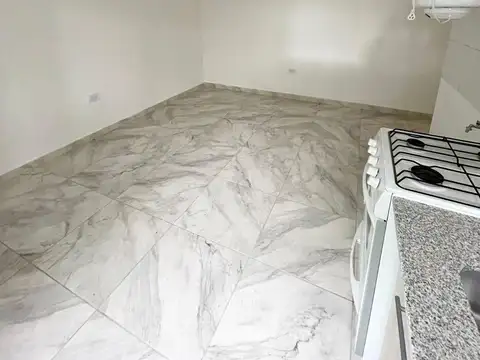 Depto Tipo Casa 2 ambientes con 1 baño